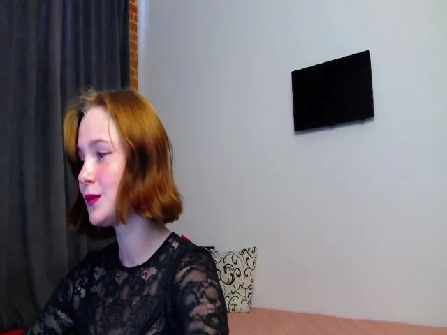 Live sex webcam photo for CindyWood #255648858