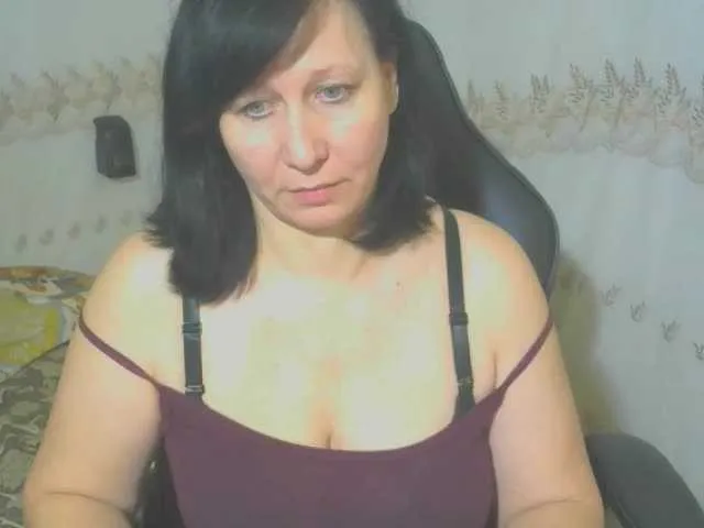 Live sex webcam photo for xxdaryaxx #240907328