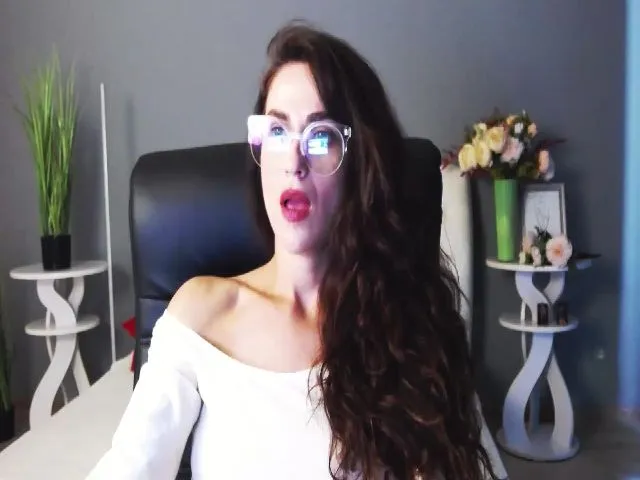 Live sex webcam photo for VictoriaJamy #258640186