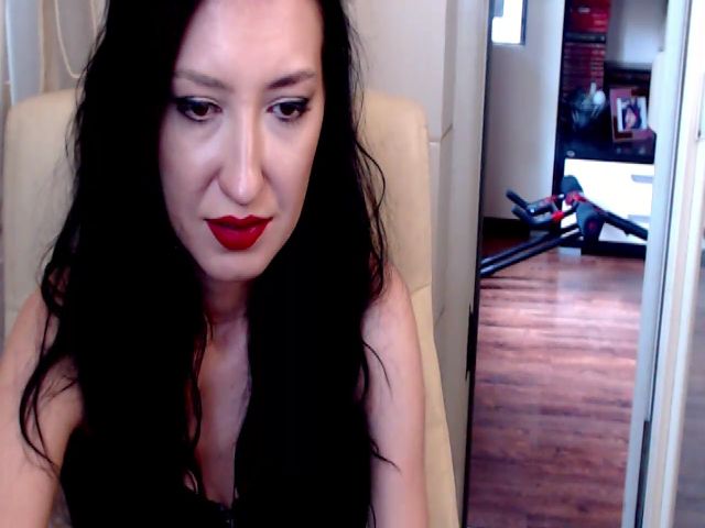 Live sex webcam photo for MistressNadia #263611975