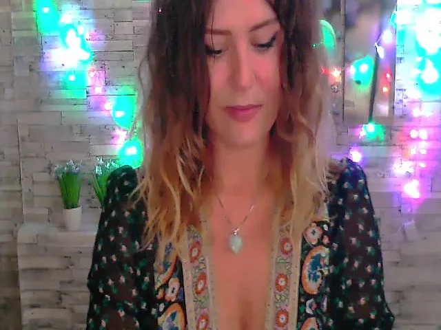 Live sex webcam photo for Noreya #252600951