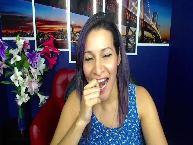 Live sex webcam photo for Infernalsexx #263951624