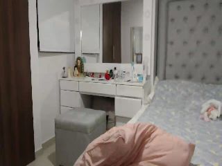 Live sex webcam photo for Anny_Paradise #252073651