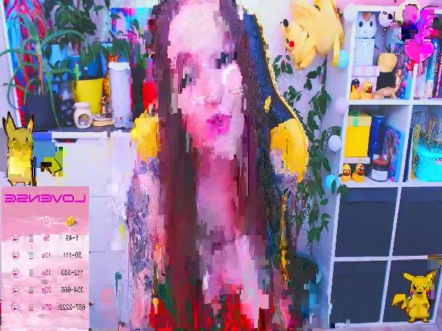 Live sex webcam photo for JinjerMoon #261340466