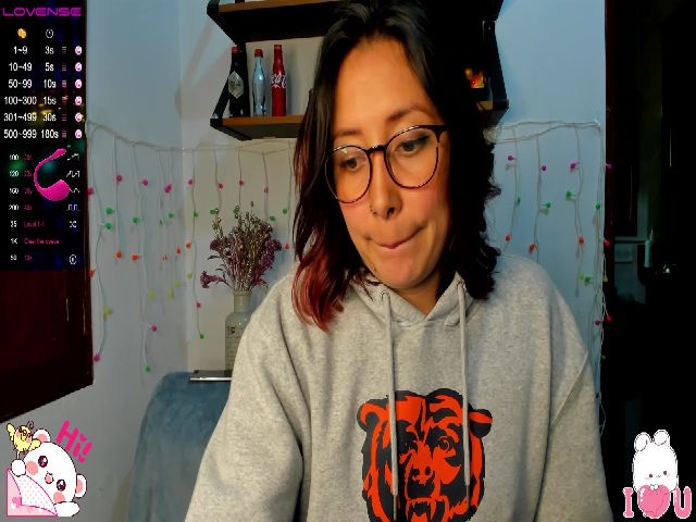 Live sex webcam photo for Leslie_swan #258878689