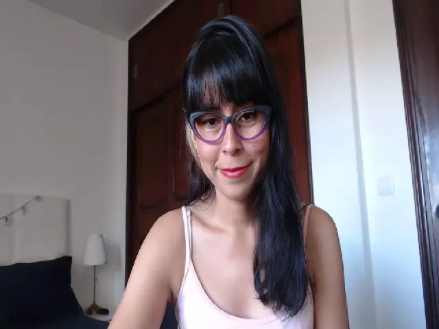 Live sex webcam photo for Evansdani18 #264370457