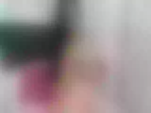 Live sex webcam photo for StormiSquirt #258196743