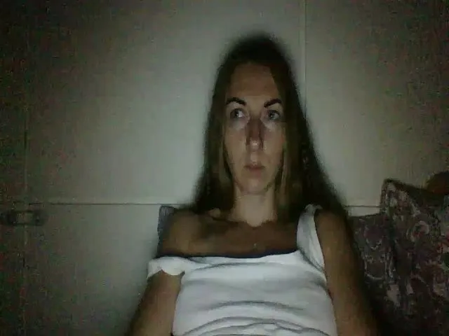 Live sex webcam photo for CheelyWilly #260931661