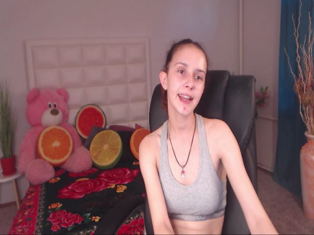 Live sex webcam photo for IrisNichols #260402076