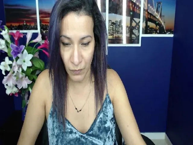 Live sex webcam photo for Infernalsexx #252645280