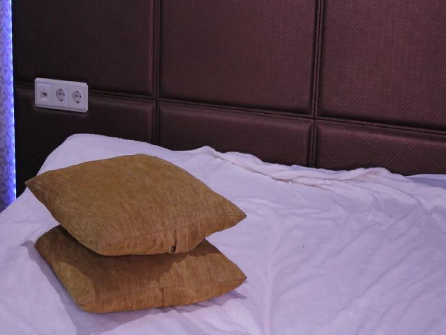 Live sex webcam photo for Eva_Roses #258189494