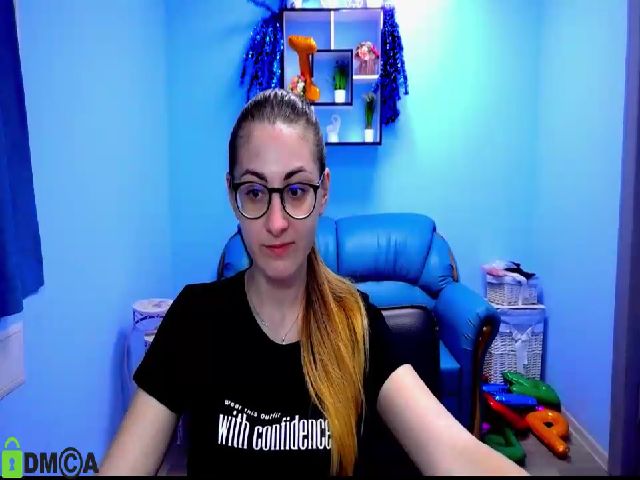 Live sex webcam photo for Tifany_Flin #252813505