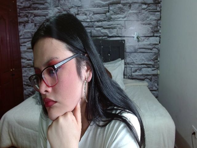 Live sex webcam photo for Angel_Ch #255478056