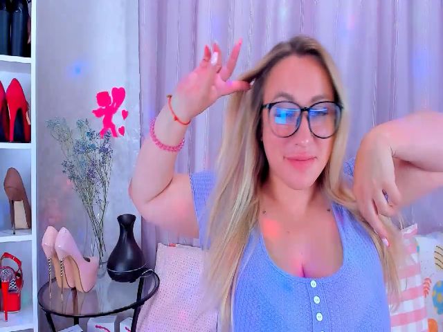 Live sex webcam photo for Wild_X_Cat #265333504