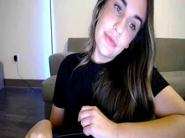 Live sex webcam photo for Scout #261799082