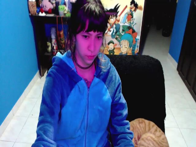 Live sex webcam photo for umaru_michae #255011668