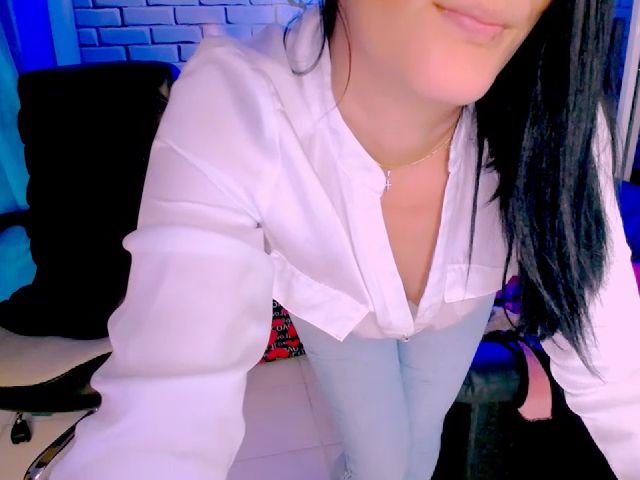 Live sex webcam photo for Sashabreck #287859699