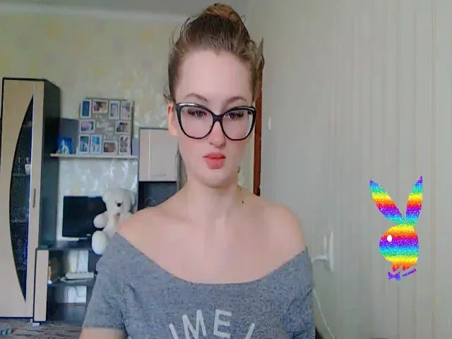 Live sex webcam photo for Irisachka #252467854