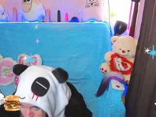 Live sex webcam photo for Kira-Li-Lime #240535572