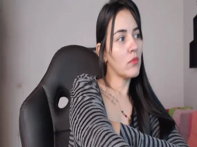 Live sex webcam photo for Lisa_Gerrard_ #253426056