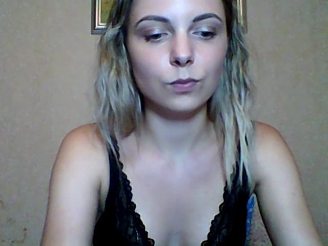 Live sex webcam photo for BreeAngel #256296214