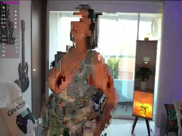 Live sex webcam photo for Laurasophya #260213599