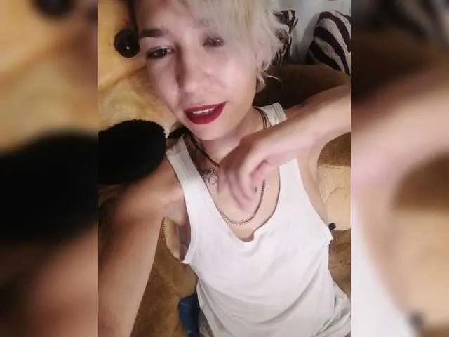 Live sex webcam photo for Anastosia1998 #252329814