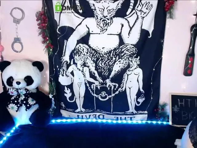 Live sex webcam photo for Clitbait #240929651