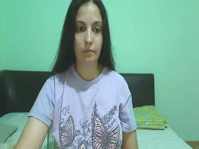 Live sex webcam photo for OneHotty #260259026