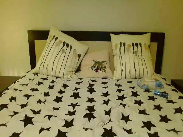 Live sex webcam photo for KayllaSmith #258820963