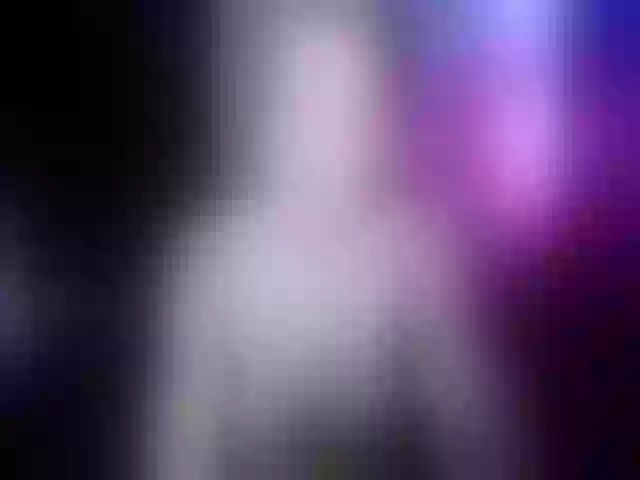 Live sex webcam photo for LoveKylie #257317612