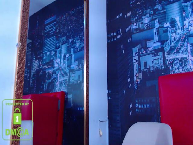 Live sex webcam photo for Haily_scot #256932329