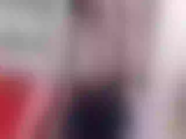 Live sex webcam photo for JullieMilf #258515777