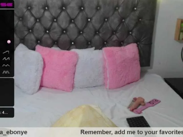 Live sex webcam photo for LisaEbonny #241349505