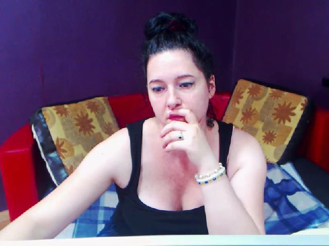 Live sex webcam photo for SlaveMeRubyX #255553048