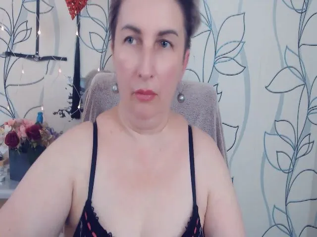 Live sex webcam photo for DepravedMadam #258533305