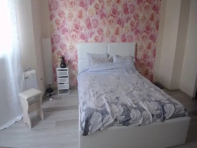 Live sex webcam photo for Megancity #259707335