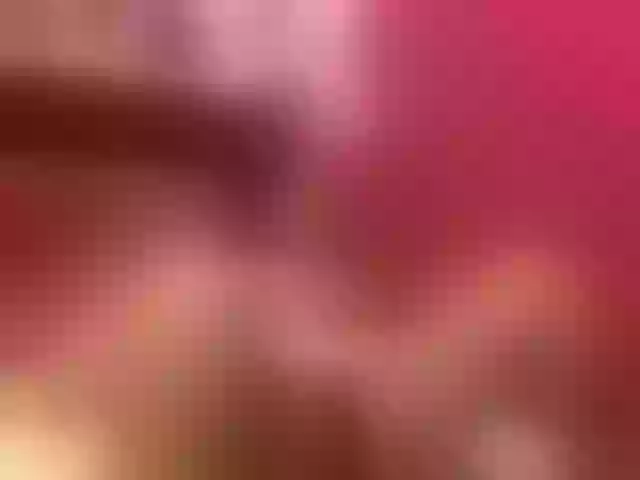 Live sex webcam photo for come2mom #241083886
