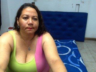 Live sex webcam photo for KatiLatinGirl #240810004