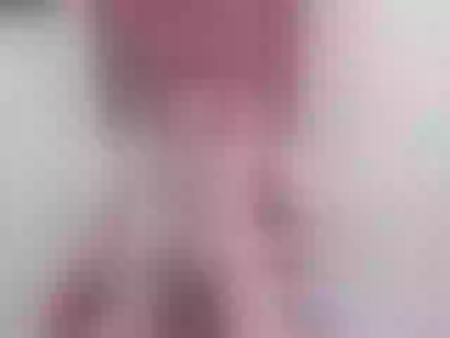 Live sex webcam photo for HarperGlow #258019021