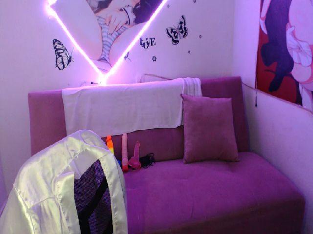 Live sex webcam photo for Shanel_bigass #254818305