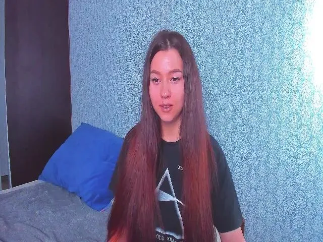 Live sex webcam photo for BambinaDark #257695582