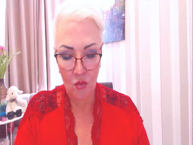 Live sex webcam photo for LadyXAnna #260638478