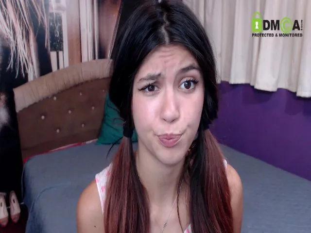 Live sex webcam photo for MisticaMissy #257284497