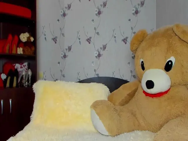 Live sex webcam photo for Alisa_Sims #256068348