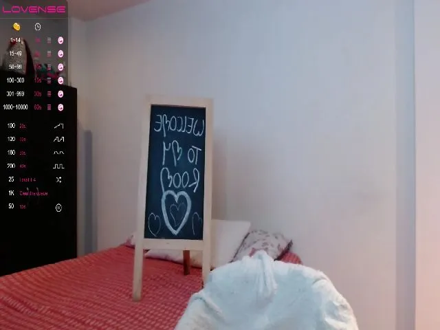 Live sex webcam photo for NickyMoon #263960517