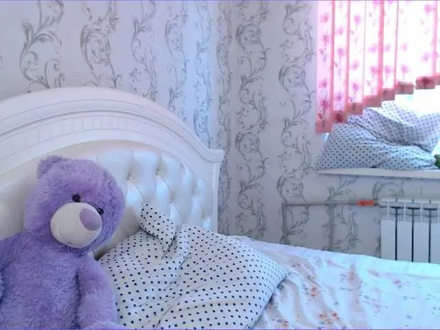 Live sex webcam photo for lucky-unicorn #255849742