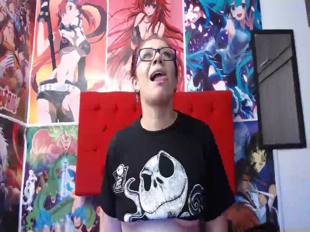 Live sex webcam photo for alice_hot02 #264354581