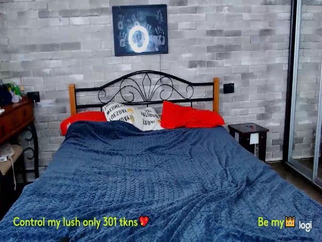 Live sex webcam photo for LimonadV #261164256