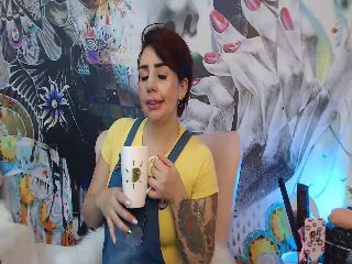 Live sex webcam photo for Candy_rose_ #252080947